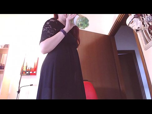 ❤️ Submisívna otrokyňa, ktorá miluje špinavé a šťavnaté nohavičky, je po zhliadnutí tohto videa nútená masturbovať! ❌ Porno na nás ❤