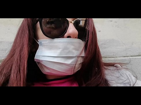 ❤️ Nicoletta sa pomstí svojmu susedovi a vymočí sa mu do garáže (Špeciálna talianska karanténa Covid19) ❌ Porno na nás ❤